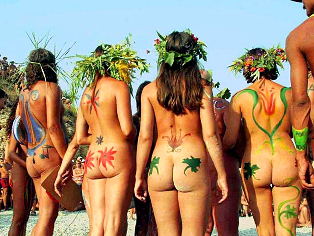 Лучшие нудистские пляжи Крыма: секретные места, как добраться 