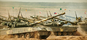 Что-то пошло не так: на репетиции парада в Киеве сломался танк