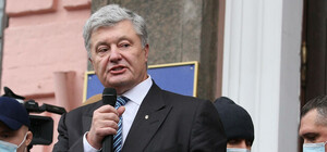 В интернете появились слухи о перекрестном допросе Медведчука и Порошенко