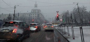 В Днепре выпал сильный снег: ситуация в городе