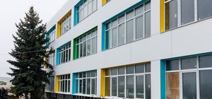 За 200 миллионов гривен: россияне уничтожили вновь отстроенный лицей под Харьковом 