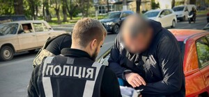 Или плати, или в штурмовики: в Одессе военный требовал деньги за службу в тылу
