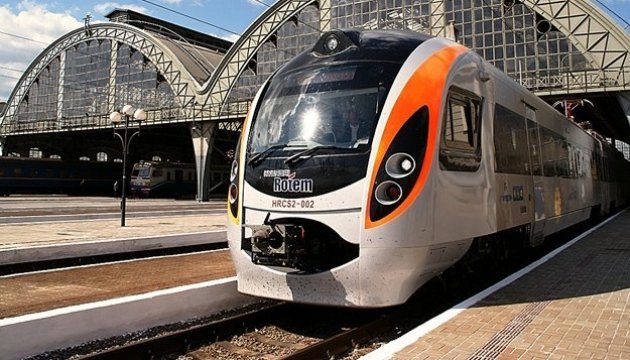 В феврале и марте: 